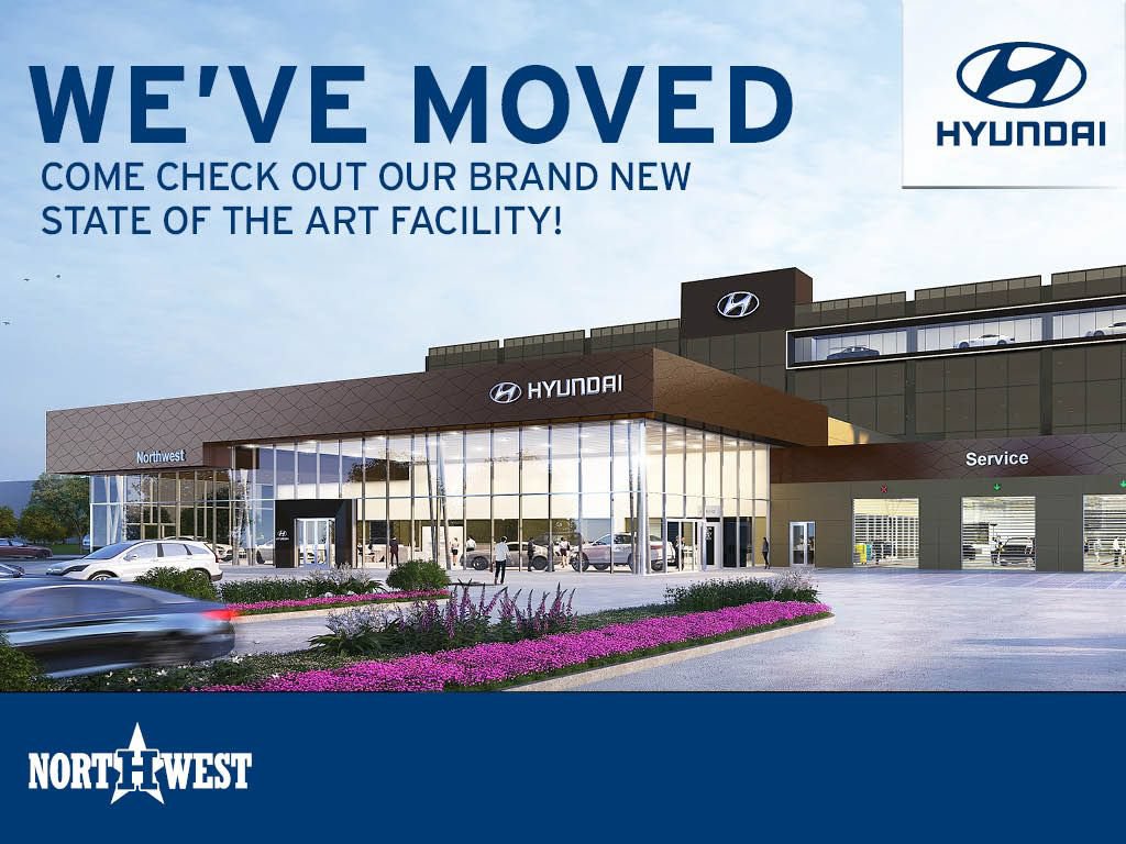 Used 2024 Toyota RAV4 XSE AWD/4WD image 4
