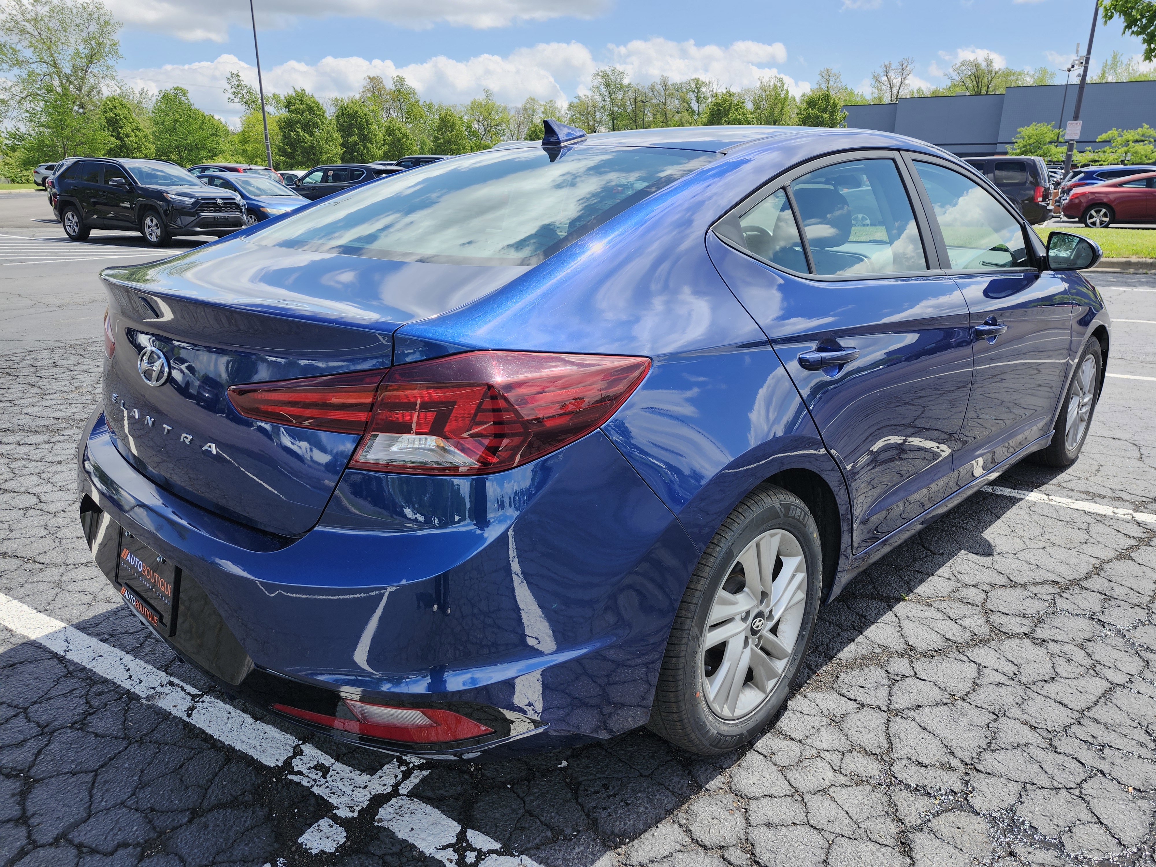 Used 2019 Hyundai Elantra Value Edition FWD image 9