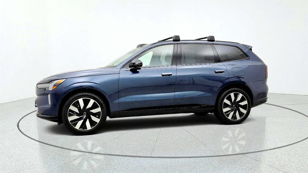 Used 2025 Volvo EX90 Ultra AWD/4WD image 8