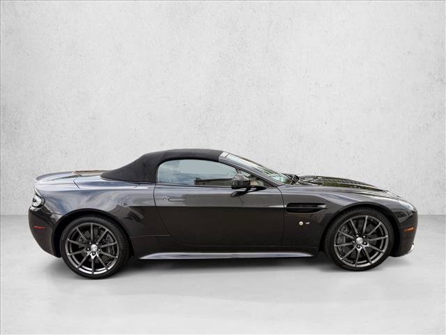 Used 2017 Aston Martin V12 Vantage S RWD image 16
