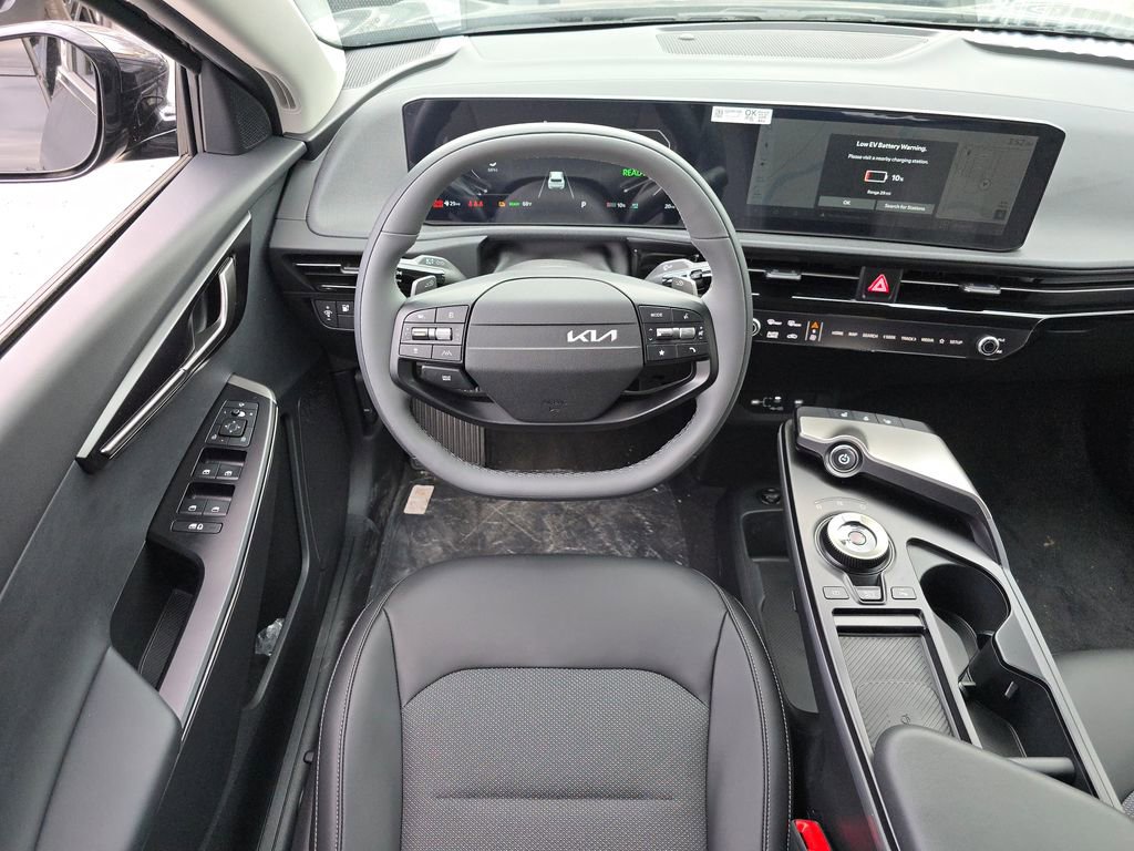 New 2025 Kia EV6 Light w/ Light LR Technology Package image 27