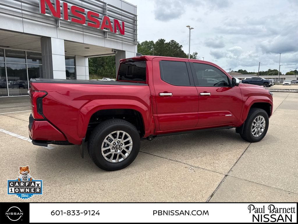 Used 2025 Toyota Tacoma Limited AWD/4WD image 12