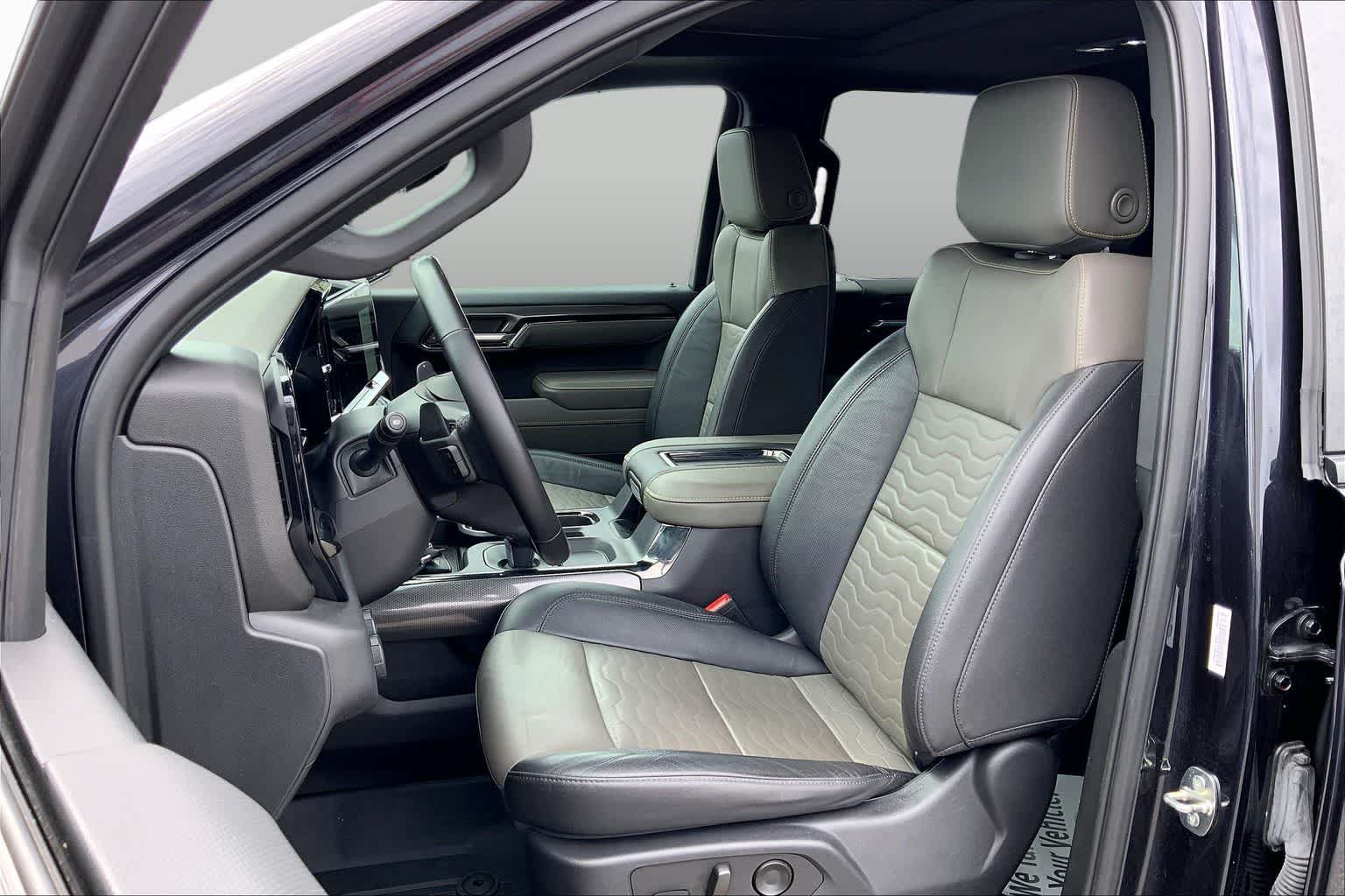 Used 2022 Chevrolet Silverado 1500 ZR2 AWD/4WD image 8