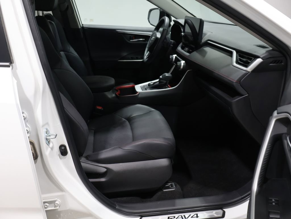 Certified 2024 Toyota RAV4 TRD Off-Road image 23