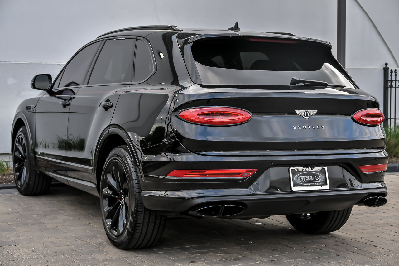 Used 2022 Bentley Bentayga AWD/4WD image 14
