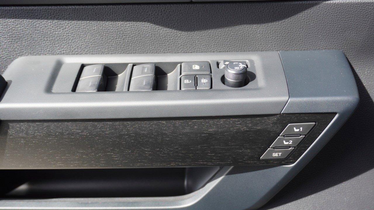 Used 2026 Toyota Sequoia Capstone image 24