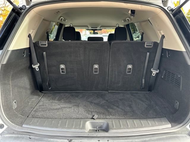 Used 2024 Nissan Pathfinder S image 24