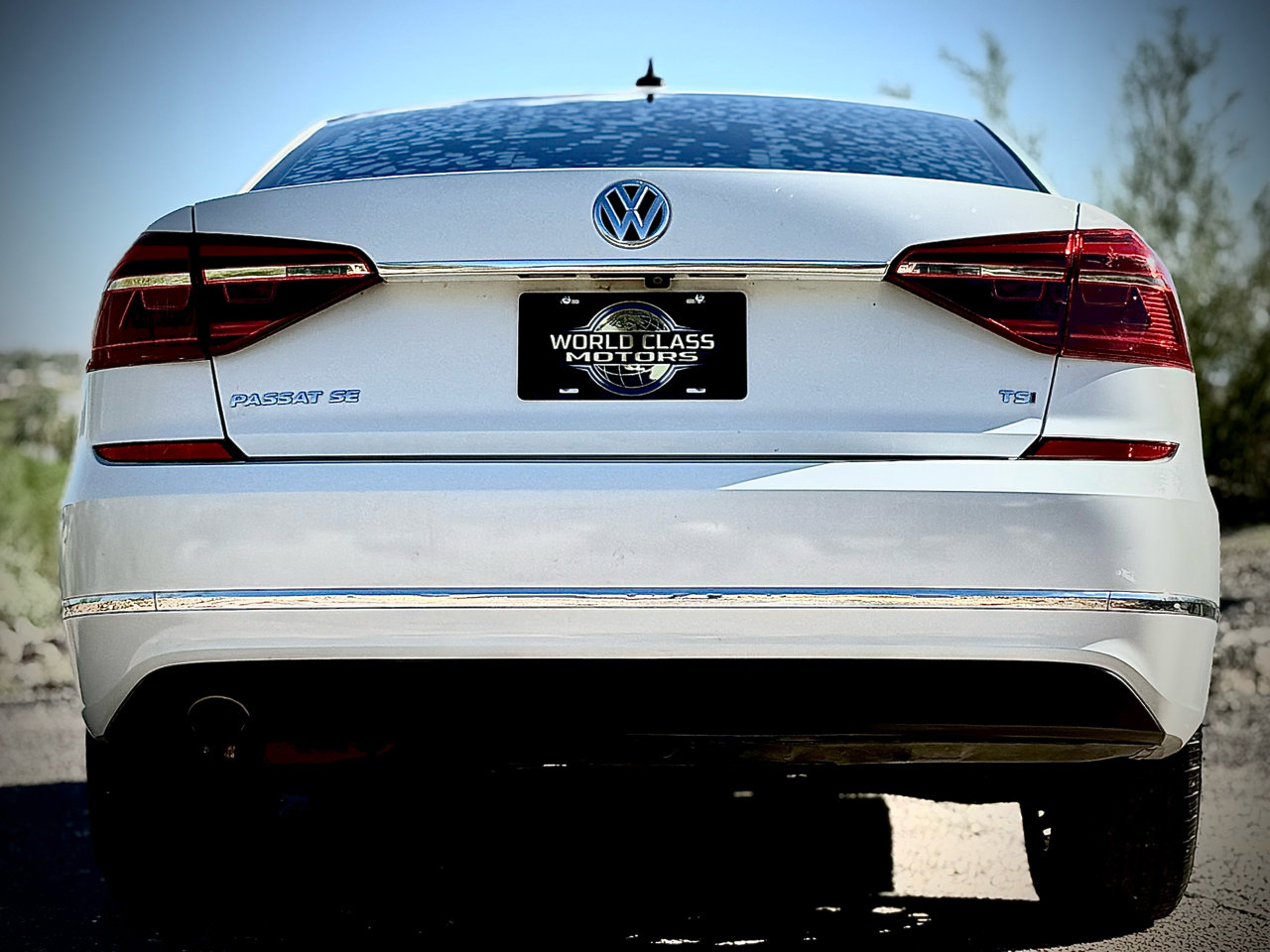 Used 2017 Volkswagen Passat 1.8T SE image 6