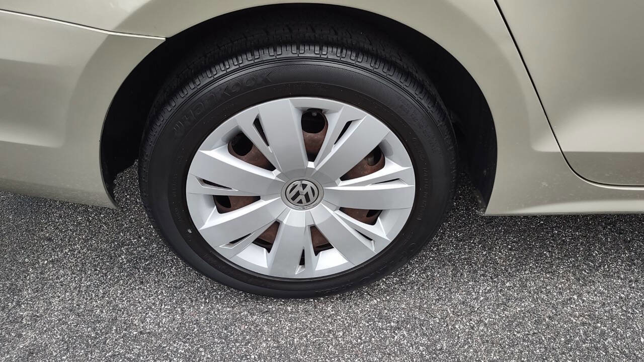Used 2013 Volkswagen Jetta SE image 38