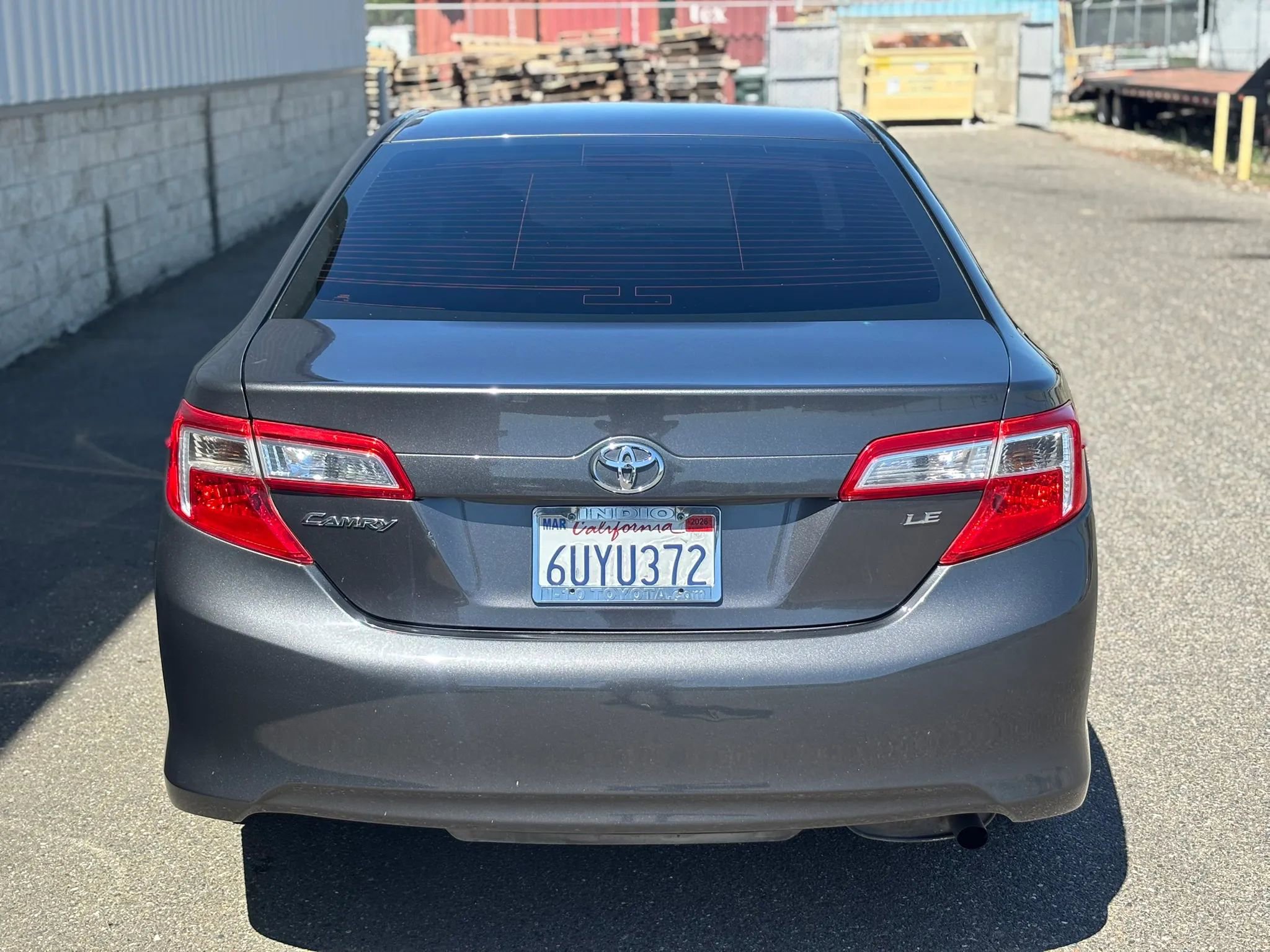 Used 2012 Toyota Camry LE FWD image 4