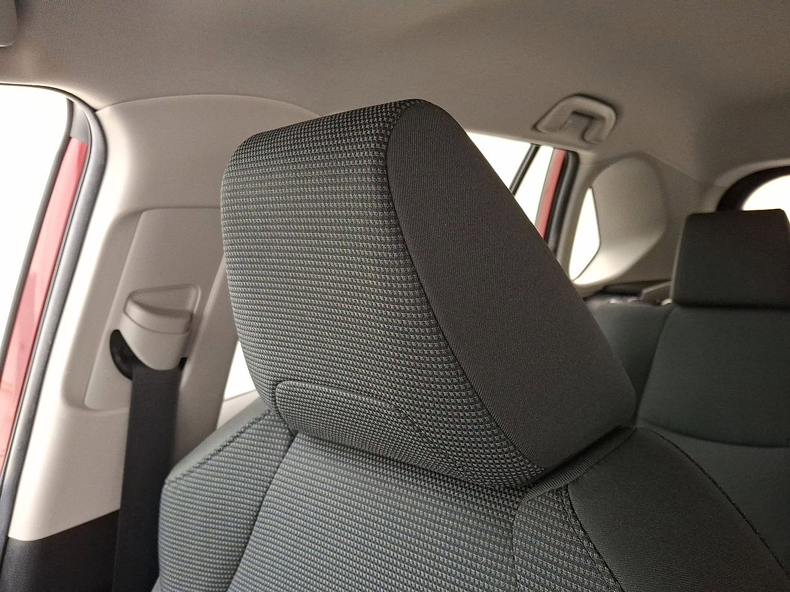 Certified 2022 Toyota RAV4 LE image 20