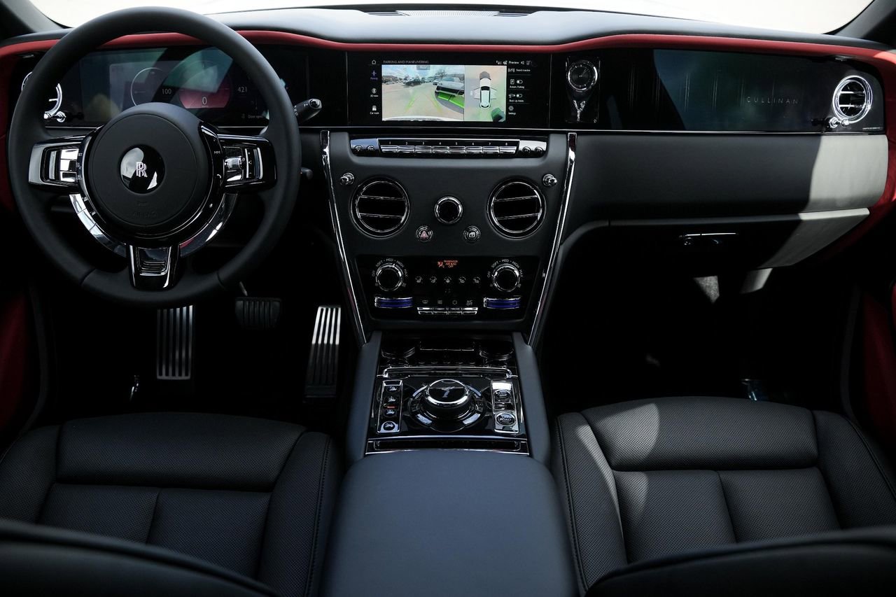 New 2026 Rolls-Royce Cullinan image 34