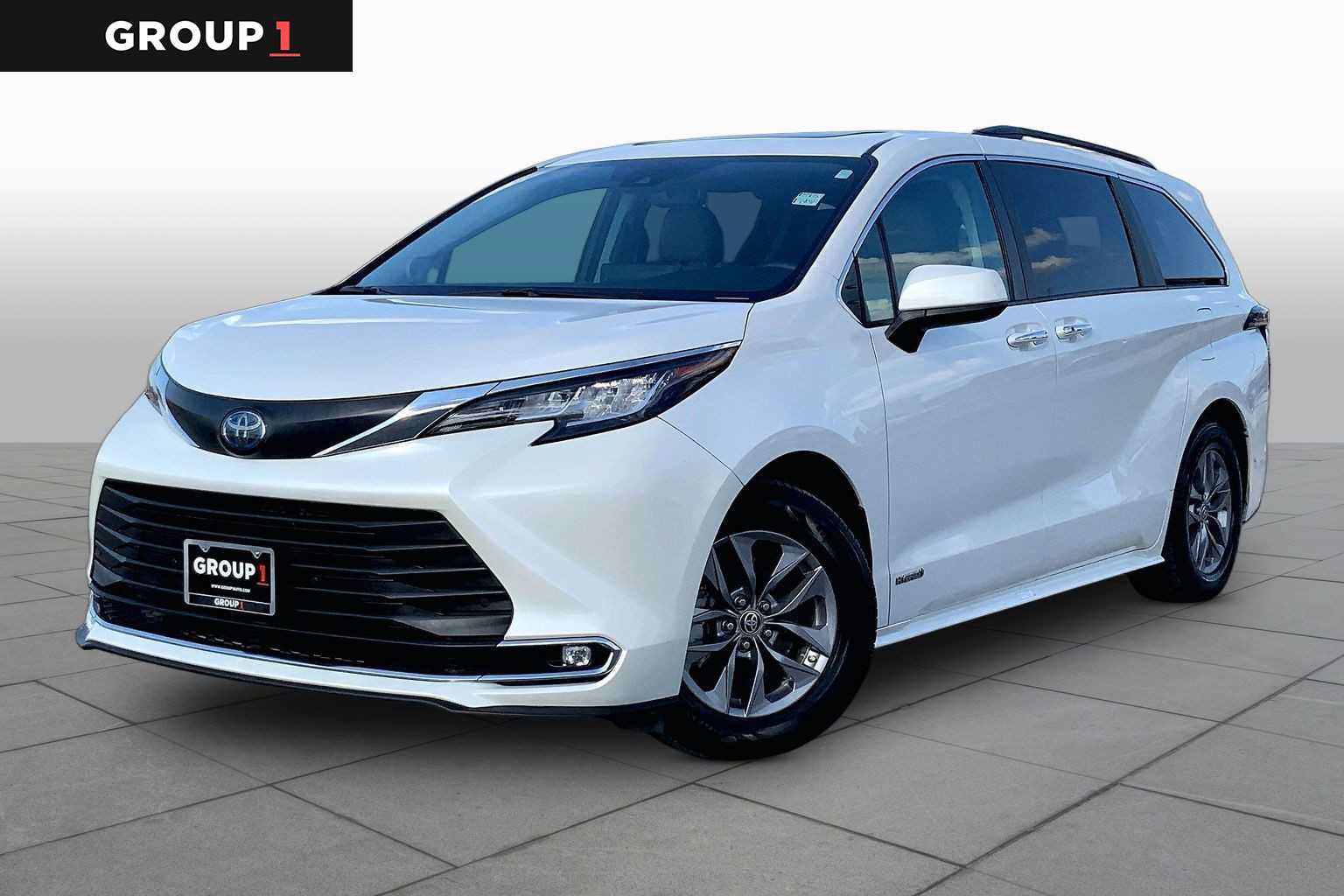 Used 2021 Toyota Sienna XLE w/ XLE Plus Package