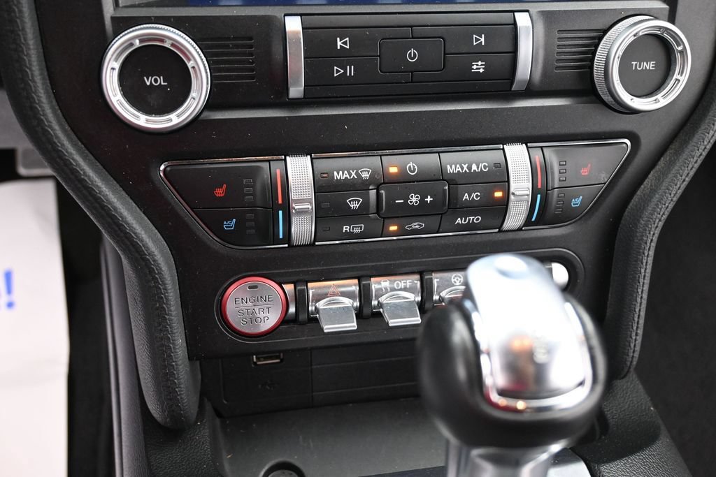 Certified 2019 Ford Mustang Premium RWD image 11