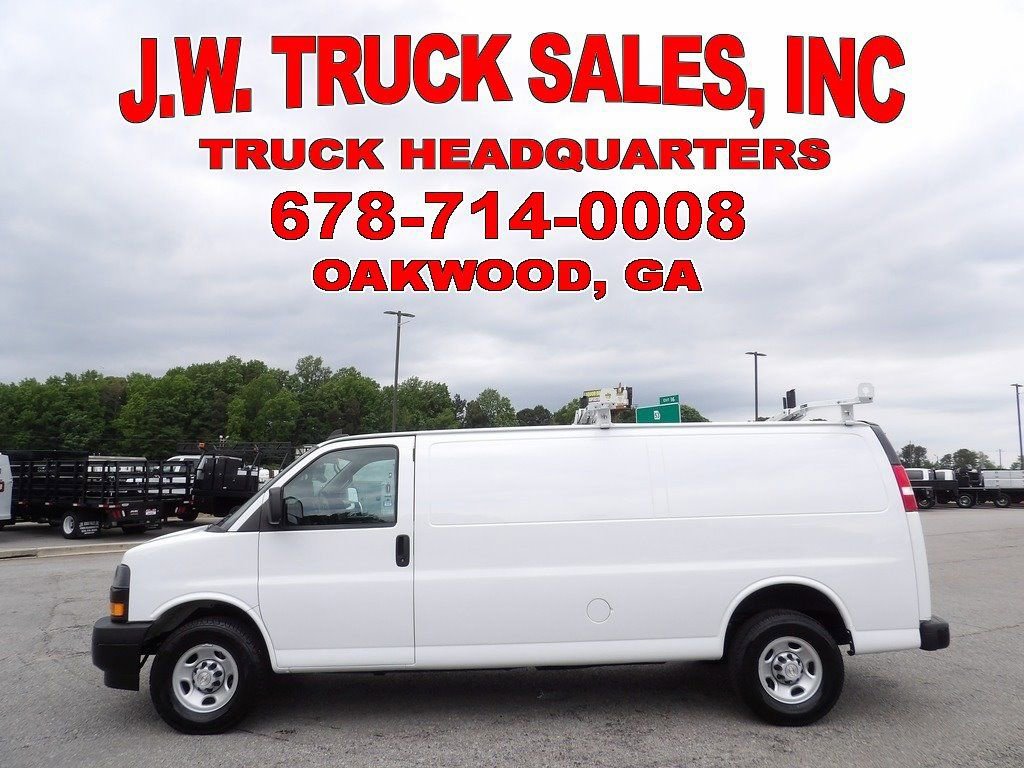 Used 2023 Chevrolet Express 2500 Extended w/ Driver Convenience Package RWD image 2