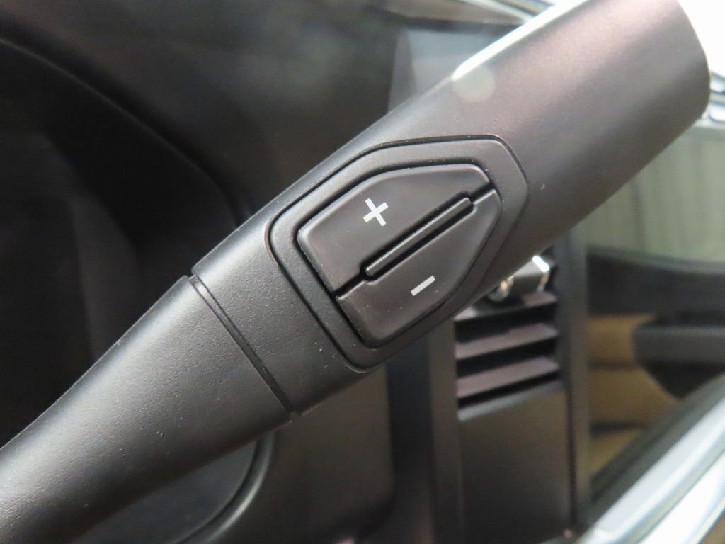 Used 2024 Ford F250 Lariat w/ Black Appearance Package AWD/4WD image 51