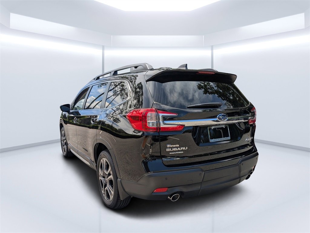 New 2025 Subaru Ascent Limited image 5