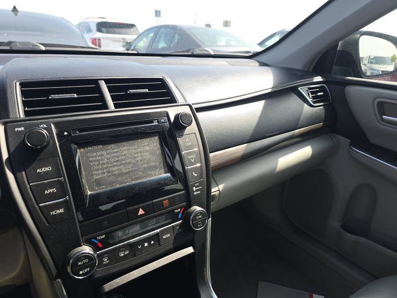 Used 2015 Toyota Camry XLE image 11