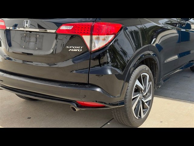 Certified 2019 Honda HR-V Sport image 9