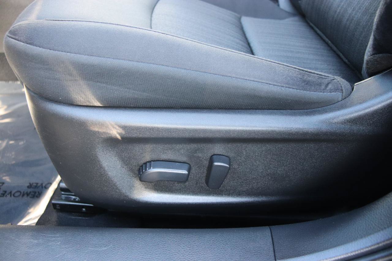 Used 2025 Nissan Altima 2.5 SV AWD/4WD image 44