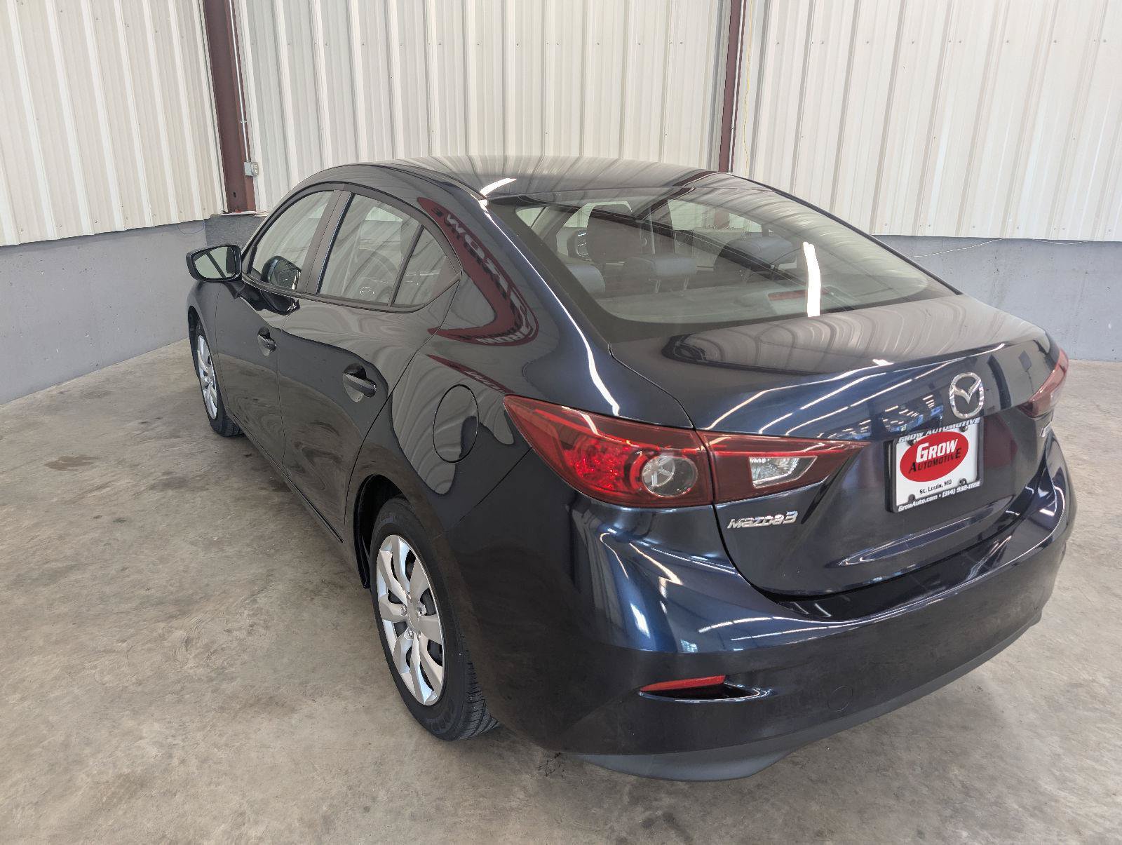 Used 2014 MAZDA MAZDA3 i Sport FWD image 16