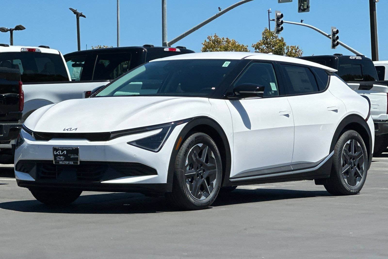 New 2026 Kia EV6 Light RWD image 8