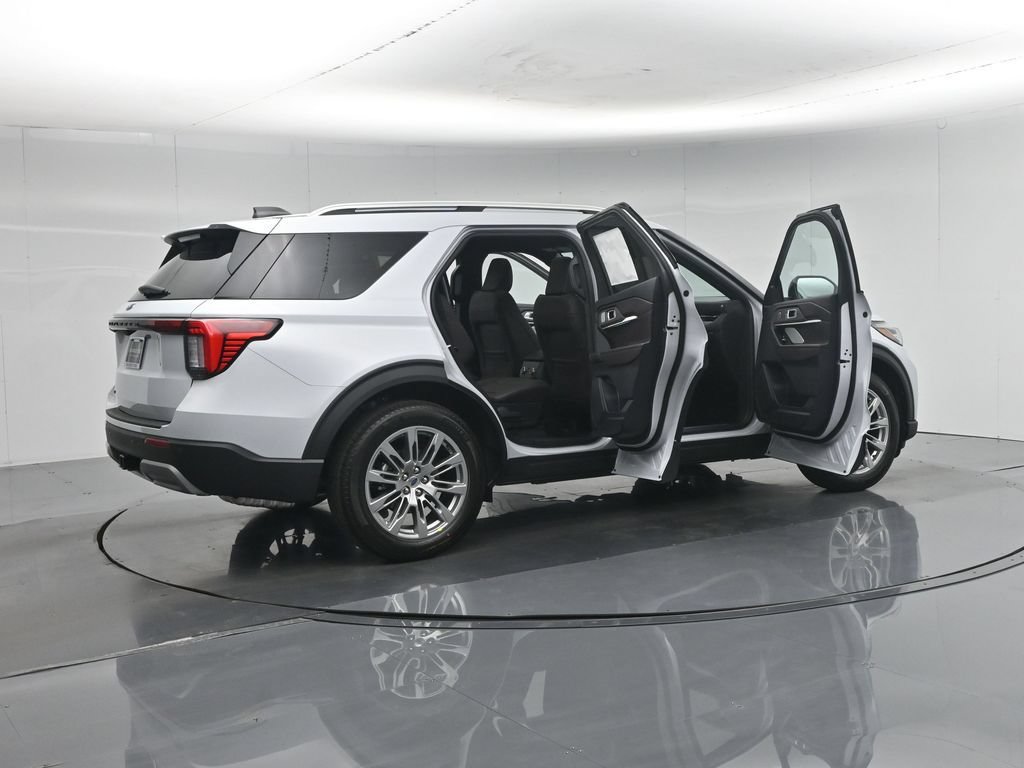 New 2026 Ford Explorer Platinum RWD image 5