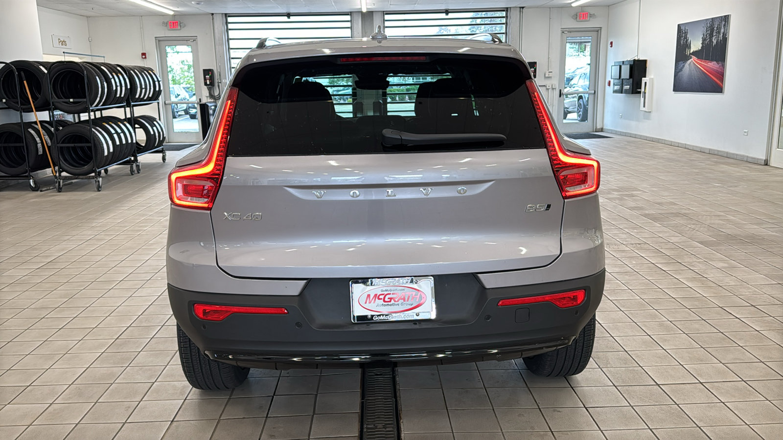 New 2026 Volvo XC40 B5 Plus w/ Climate Package AWD/4WD image 6