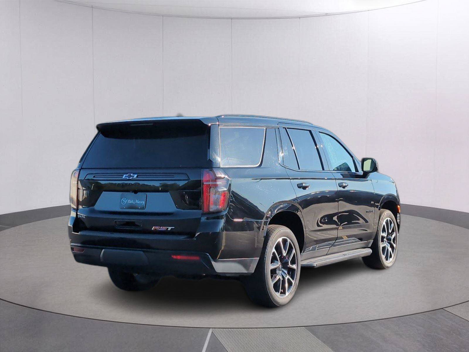 Used 2024 Chevrolet Tahoe RST w/ Luxury Package AWD/4WD image 6