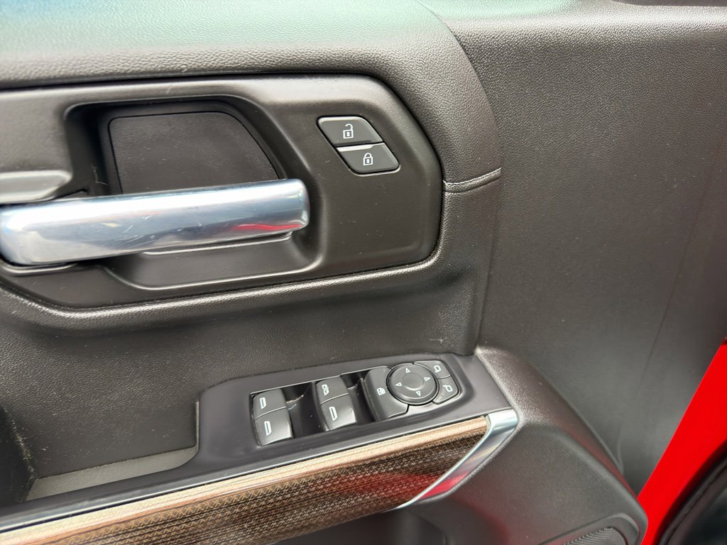 Used 2020 Chevrolet Silverado 1500 LT image 15