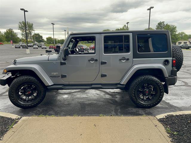 Used 2015 Jeep Wrangler Unlimited Sahara w/ Connectivity Group AWD/4WD image 4