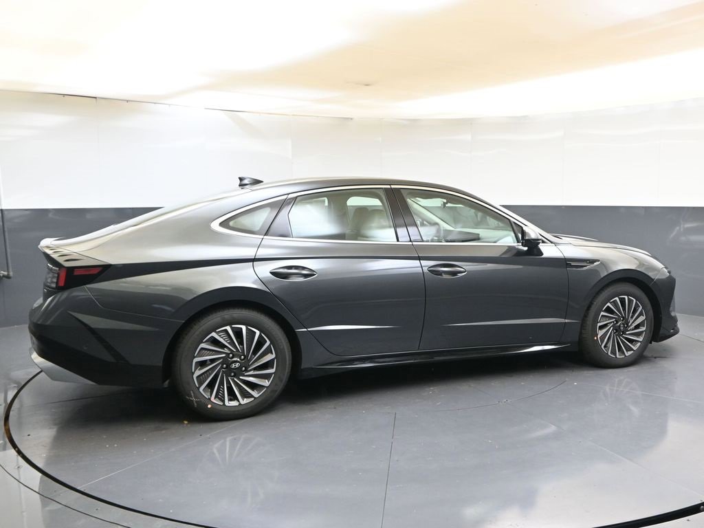 New 2026 Hyundai Sonata Limited image 6