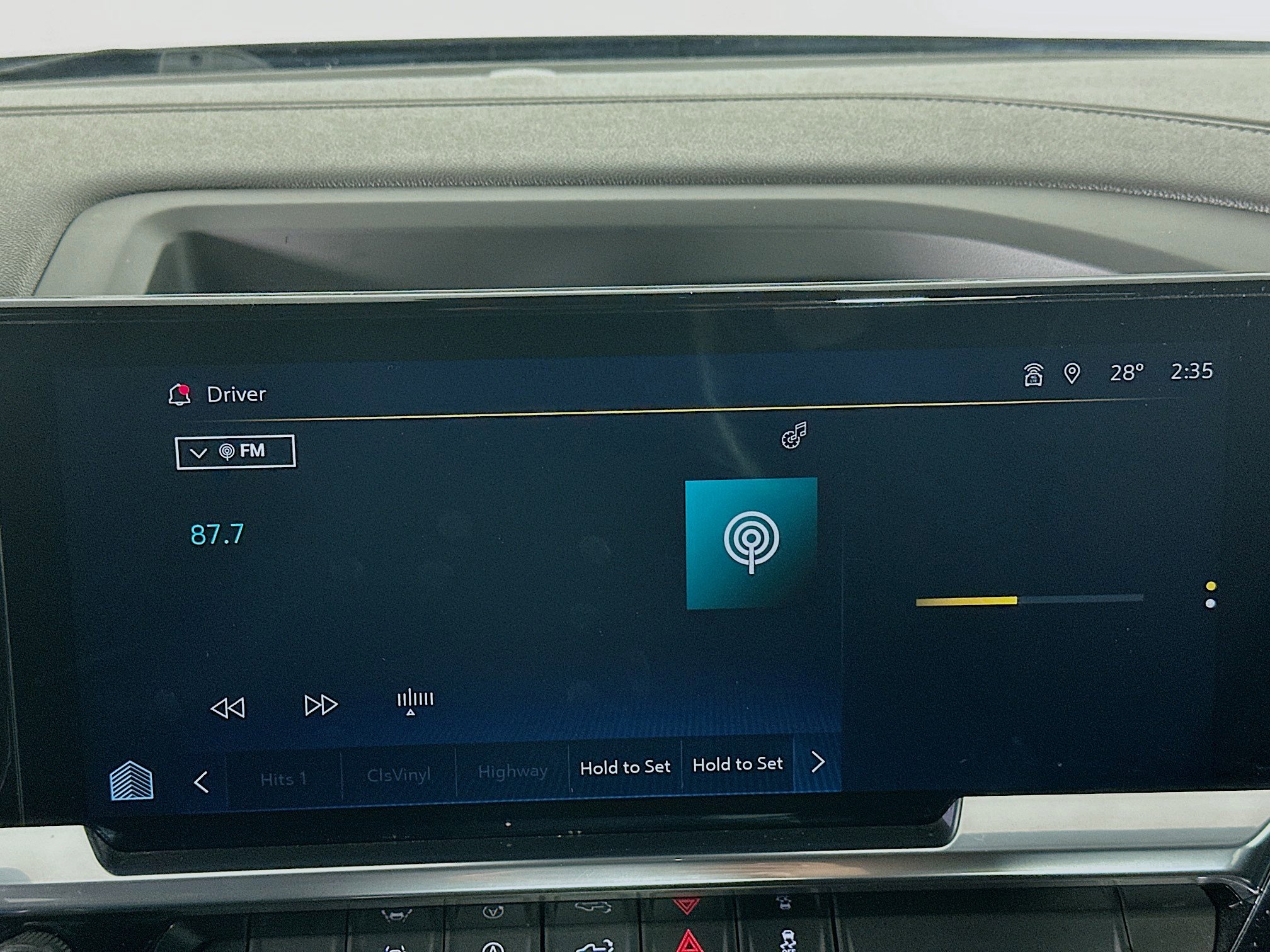 Used 2022 Chevrolet Silverado 1500 LT image 19