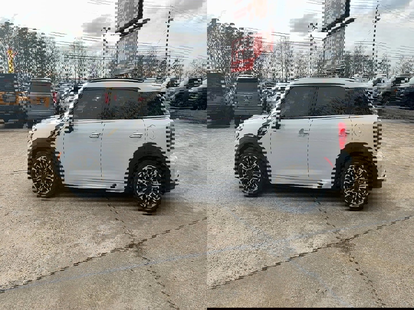 Used 2015 MINI Cooper Countryman S image 7