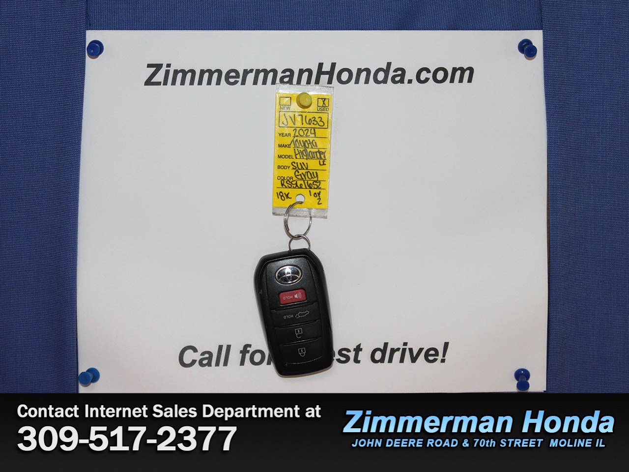 Used 2024 Toyota Highlander LE AWD/4WD image 27