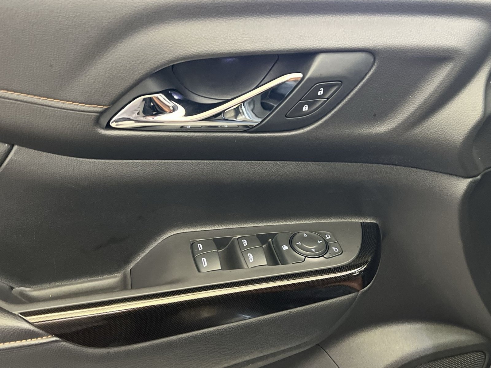 Used 2020 GMC Acadia AT4 w/ Driver Alert Package II AWD/4WD image 14
