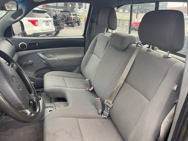 Used 2010 Toyota Tacoma 4x4 Regular Cab image 9
