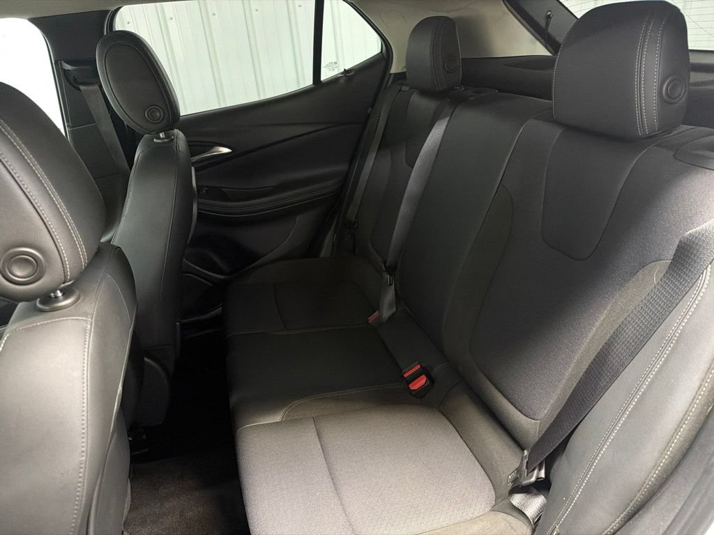Used 2020 Buick Encore GX Preferred w/ Cold Weather Comfort Package AWD/4WD image 30