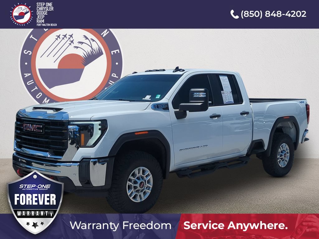 Used 2025 GMC Sierra 2500 Pro w/ 1SA Pro Safety Plus Package AWD/4WD image 2