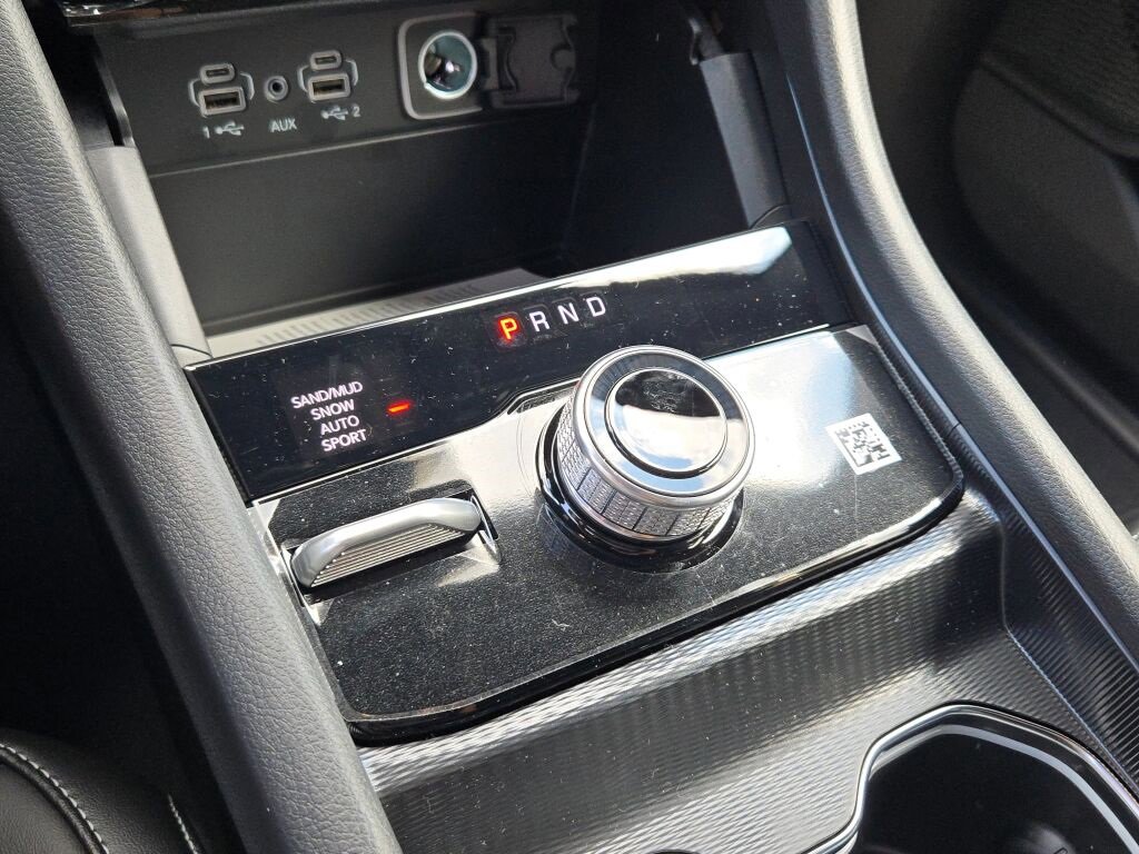 New 2025 Jeep Grand Cherokee L Limited w/ MOPAR Finishing Package image 27