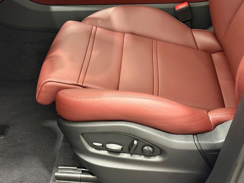 New 2026 Porsche Cayenne GTS image 24