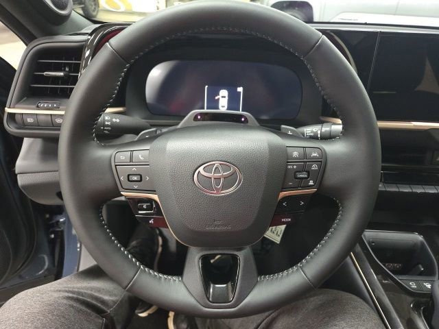 New 2026 Toyota Crown Platinum image 32