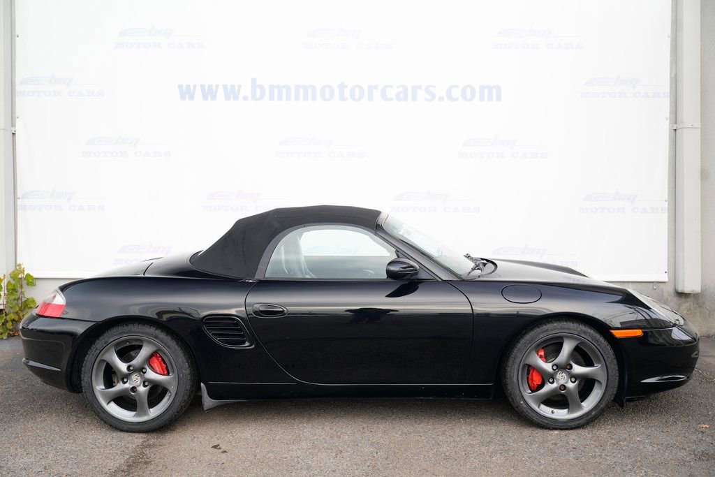 Used 2004 Porsche Boxster S image 8
