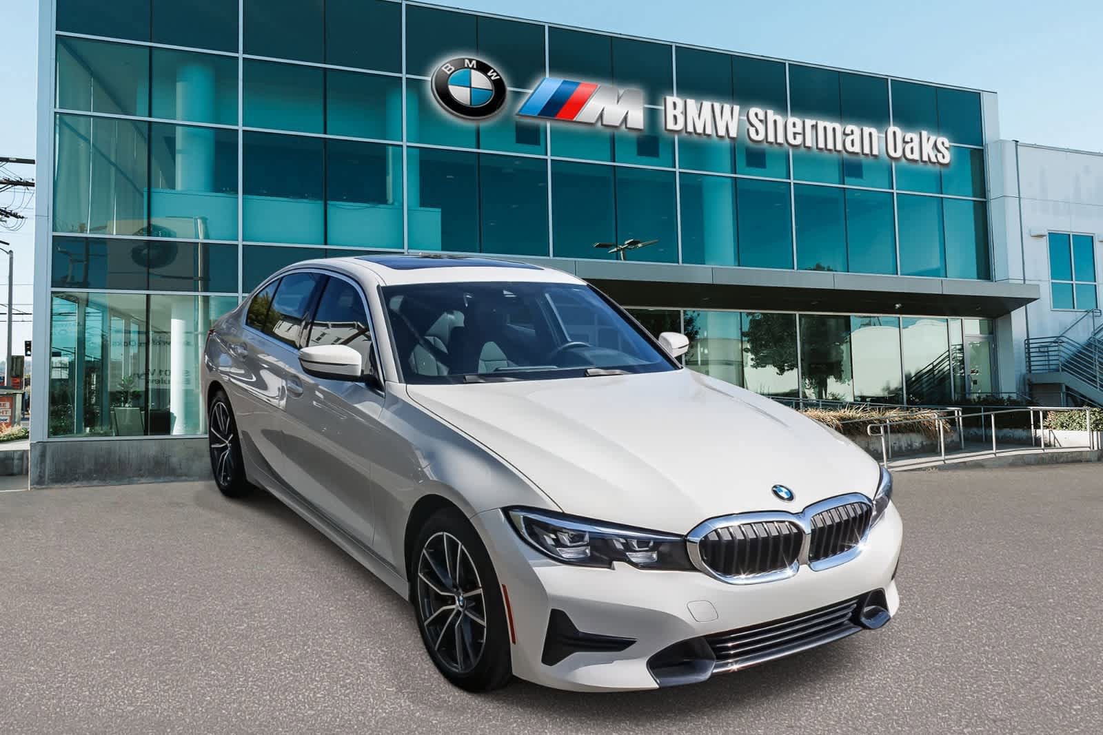 Used 2020 BMW 330i Sedan image 3