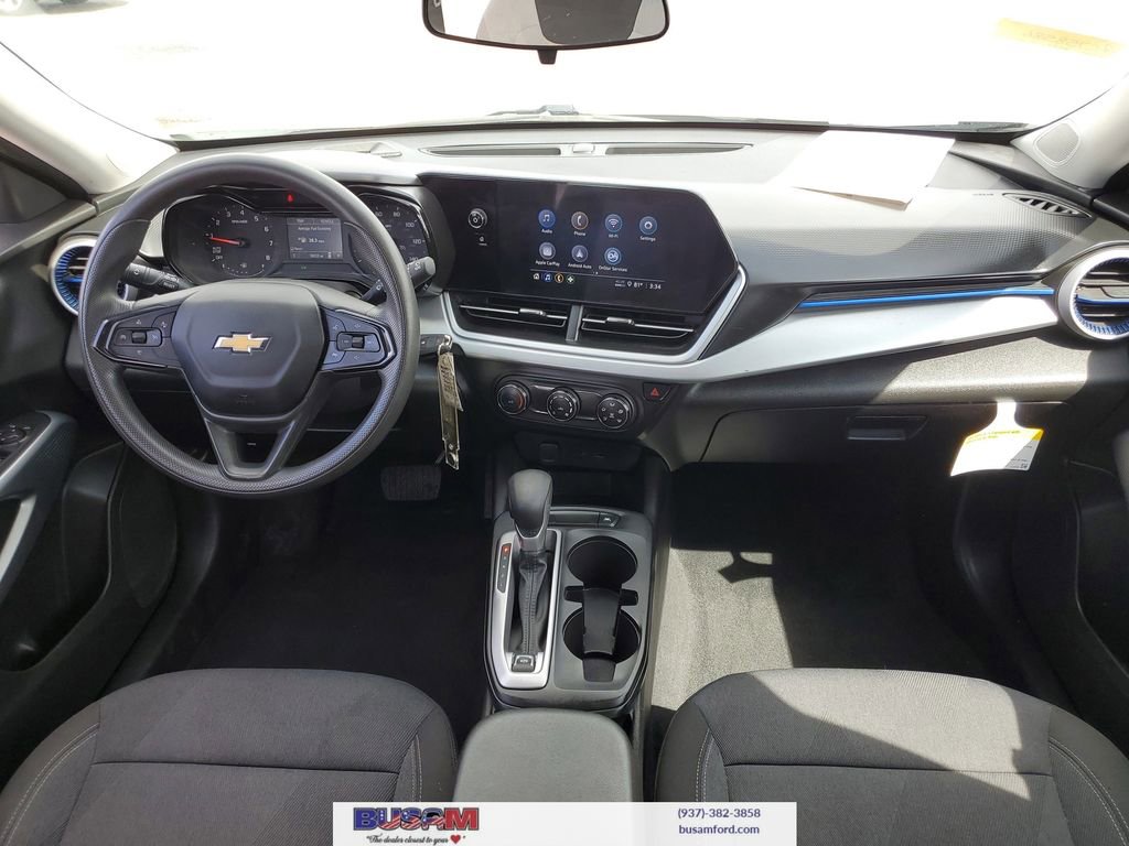Used 2024 Chevrolet Trax LS image 9