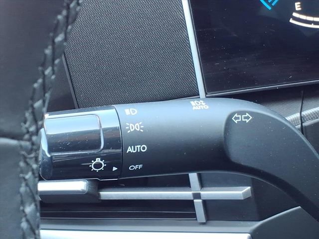 Certified 2025 Hyundai Santa Fe SEL image 24