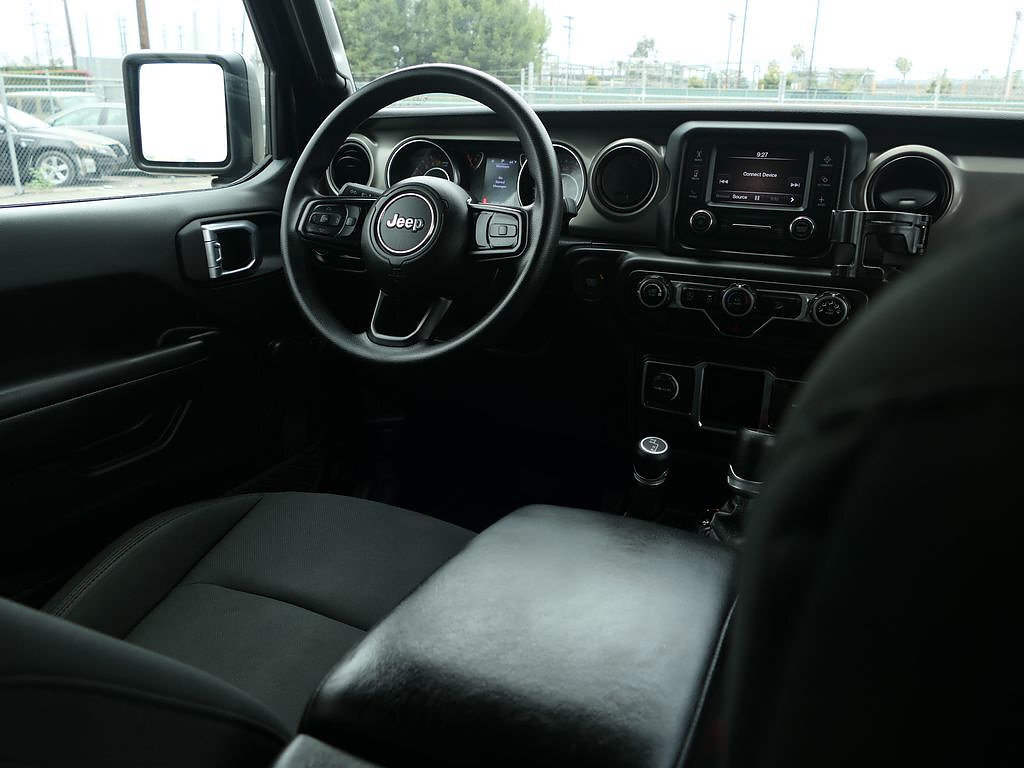 Used 2021 Jeep Wrangler Unlimited Sport AWD/4WD image 24