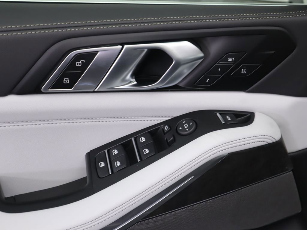 New 2026 BMW X5 sDrive40i w/ Climate Comfort Package image 24