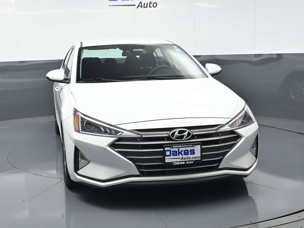 Used 2020 Hyundai Elantra SEL w/ Winter Weather Package image 3