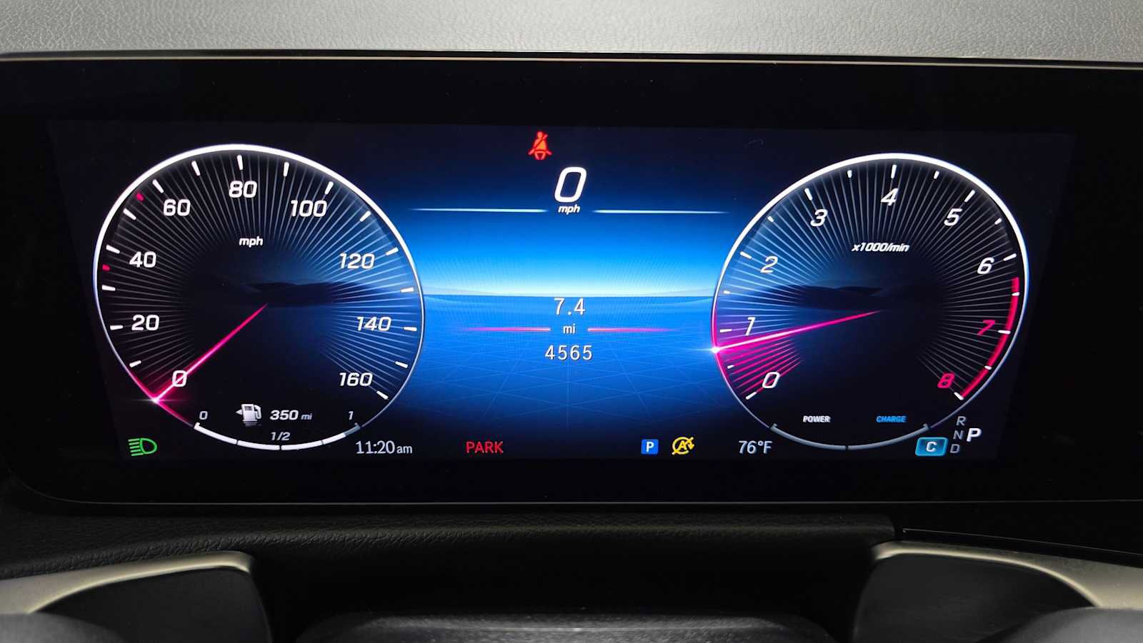 Used 2026 Mercedes-Benz GLB 250 4MATIC image 29